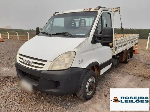 IVECO DAILY35S14 CS (C/ CARROCERIA CARGA SECA), ANO 2011/2012