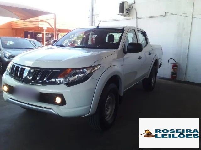Mitsubishi L200 Triton GLS 4X4 2.4 ANO 2022/2023